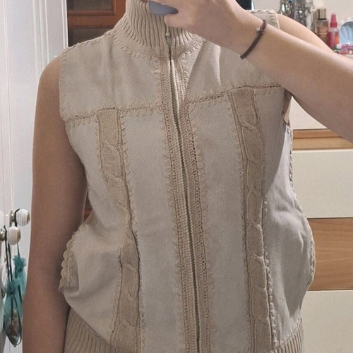 Beige suede-knit vest like new, size S/M