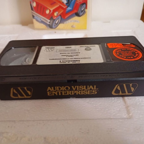 Animaniacs Vol 3 VHS tape like new, dubbed