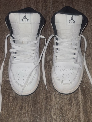 Αντρικά παπούτσια Air Jordan 1 Mid νούμερο 45, λευκό-μαύρο