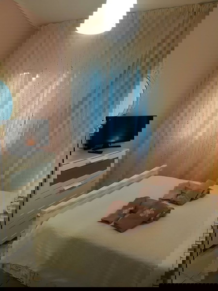 Πωλείται διαμέρισμα 37τμ Παλαιό Φάληρο πλήρως επιπλωμένο ανακαινισμένο στο 1ο όροφο δουλεύει airbnb