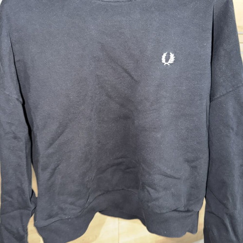 Fred Perry Black Crewneck Sweatshirt like new, size EU 38