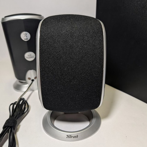 Trust SP-3200 2.1 computer speakers used