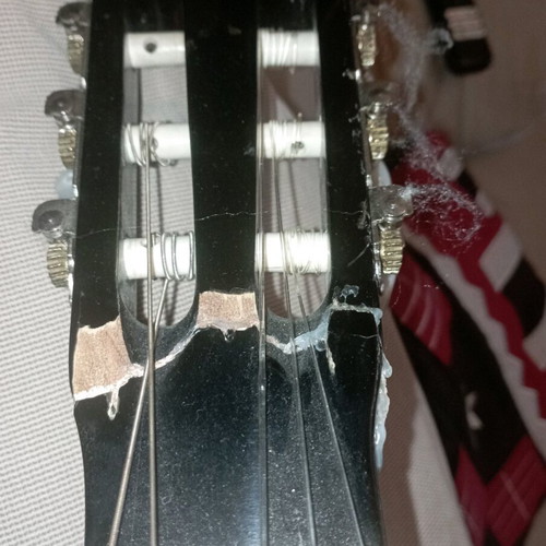 Classical guitar 4/4 used with case and footstool option