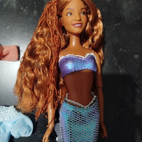 Disney Store Ariel Live Action Doll like new