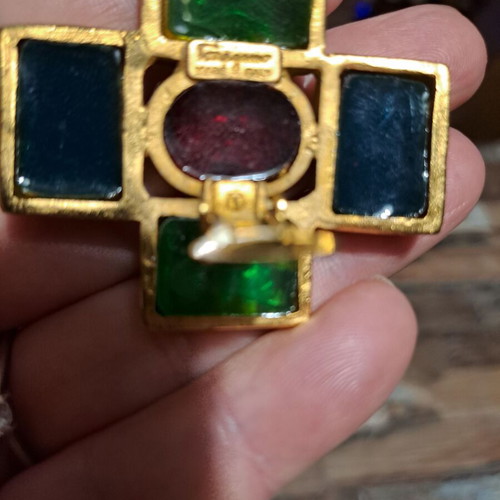 Salvatore Ferragamo Gancini earrings vintage, like new, size XXL