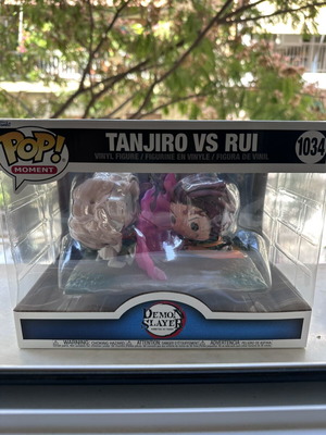 Funko Pop Demon Slayer Tanjiro vs Rui 1034 new