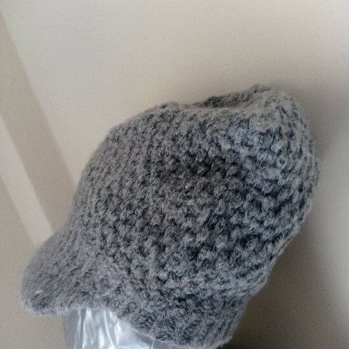 Knitted gray hat with visor used, La Redoute Collections