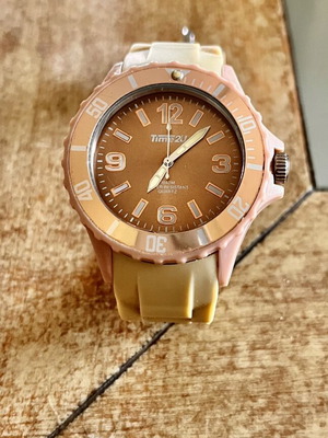 Time2U Color silicone watch nude beige, like new