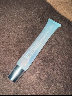 Gloss glitter unused