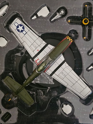 Αεροπλανάκι μοντελισμού P-51D Mustang καινούργιο