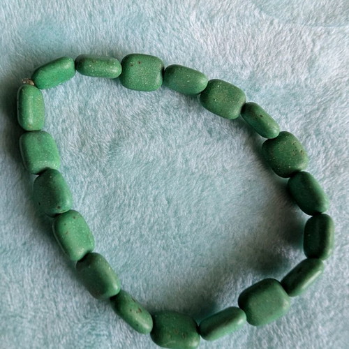 Green bracelet like new