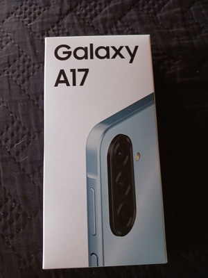 Samsung Galaxy A17 4G like new, 128GB, dual SIM, grey