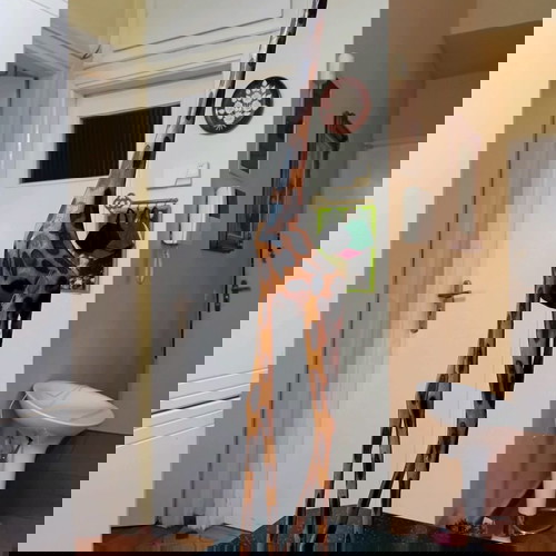 Καμηλοπάρδαλη μπιμπελό ξύλινο μεταχειρισμένο, ύψος 72 εκατοστά