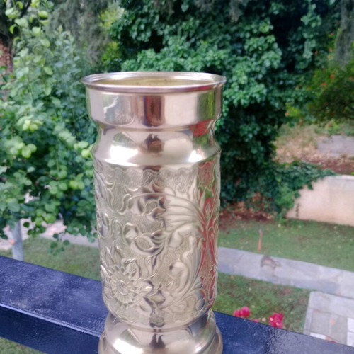 Brass ornate vase like new