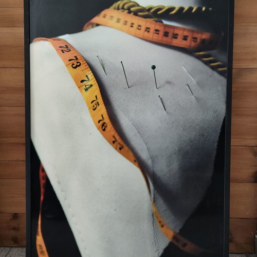 PLASTICIZED PHOTOGRAPH