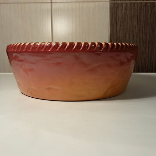 Ceramic or Clay Serving Bowl new, 21.5 cm diameter