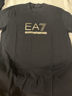 EA7 Emporio Armani short-sleeve shirt like new, size L, black