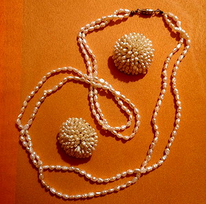 Σετ κολιέ με σκουλαρίκια Vintage clips Faux bijoux τύπου μαργαριτάρια σε άριστη κατάσταση
