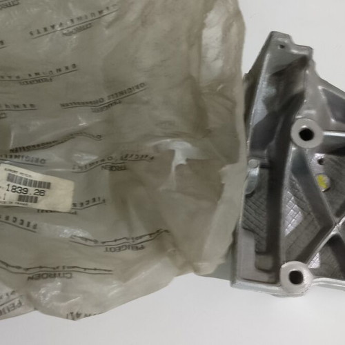 Peugeot Right Engine Mount New Genuine Code 1839.26 for 106 205 306 Xsara
