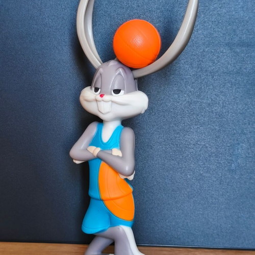 2020 Space Jam Bugs Bunny figure from McDonald's Happy Meal, like new