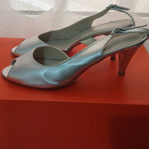 Elite women's sandals used, leather, silver, size 40