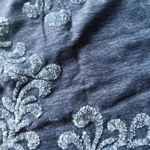 Table runner like new in blue shade with light blue details