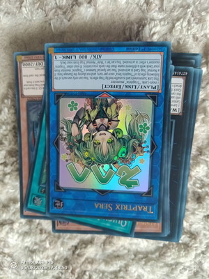 Yu-Gi-Oh Traptrix Sera V.1 Ultra Rare card like new