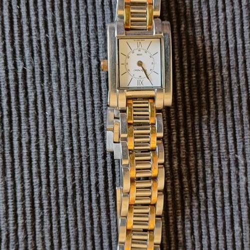 Ellesse women's watch used with rectangular white dial