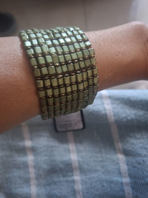 Toi & Moi bracelet with multiple rows of beads new, green