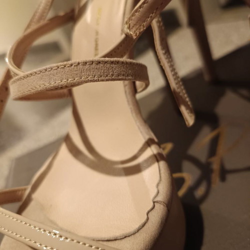 S.Piero women's sandal like new, sugar color, size 38