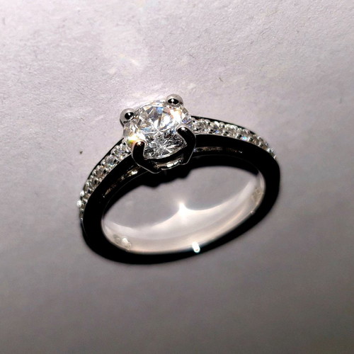 Swarovski silver ring size 55, new, adorned with zirconia