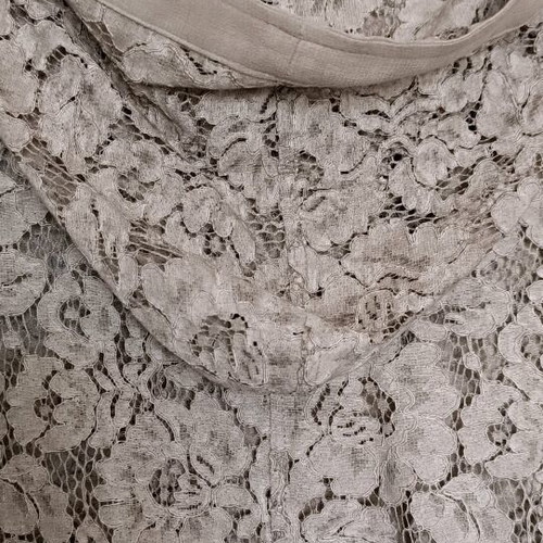 L lace beige jacket-style blouse like new, size L