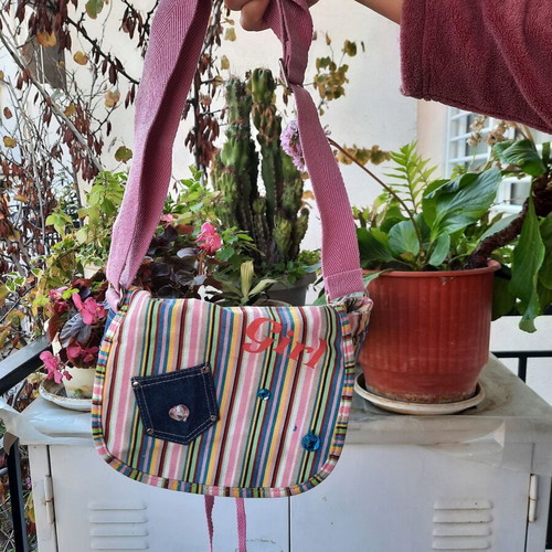 Prenatal shoulder bag for girls like new, multicolored