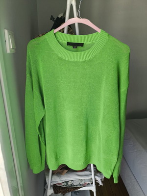 Zara knitted sweater, size M