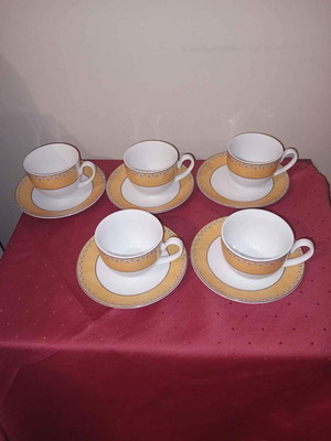 Coffee cup set used