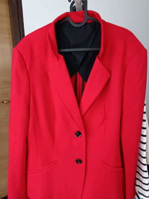 Laurel jacket like new, 98% virgin wool, red