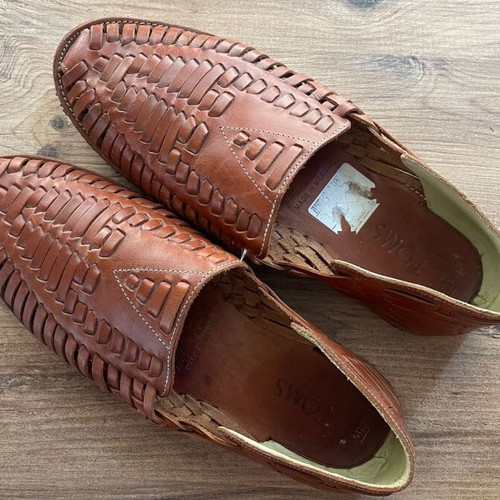 TOMS leather sandals like new, size UK10 EU44.5, brown