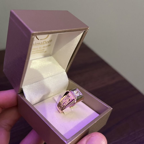 Gold men's ring 18k like new, 18 carats, 8 grams