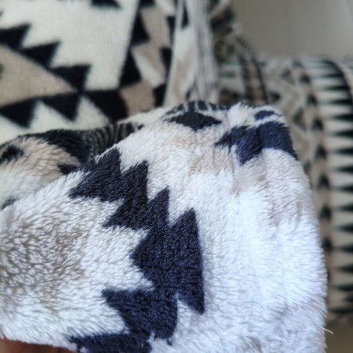 Boho Throw Blankets Set of 2 New Geometric Pattern 160x180 cm