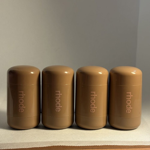 Rhode Pocket Blush new unused