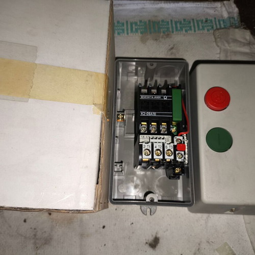 Automatic three-phase protection relay new with plastic enclosure
