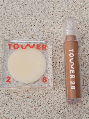Tower 28 Lip Jelly και SuperDew Balm σαν καινούργια