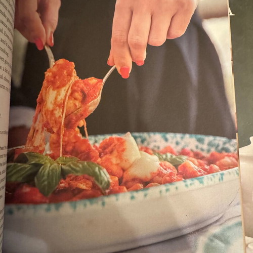 The Pasta Queen cookbook new, Italian pasta recipes