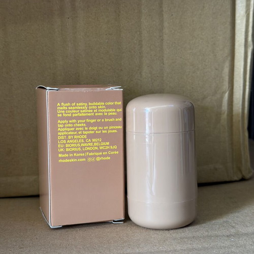 Rhode Pocket Blush Tan Line new unused