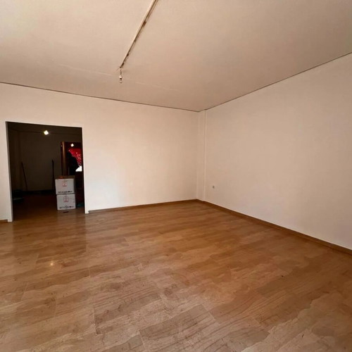 Apartment 115 sqm in Nikaia with 3 bedrooms and balconies