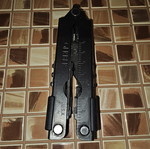 Gerber multitool used with broken saw blade
