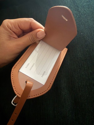 Luggage tag της parfums de marly καινούργιο