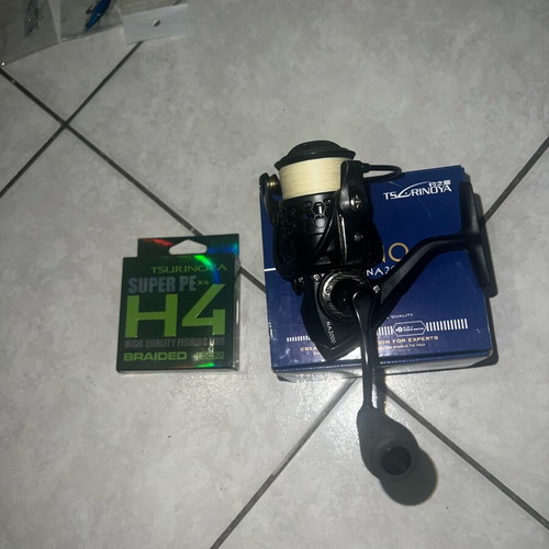 Tsurinoya fishing set with rod, reel, line and lures used