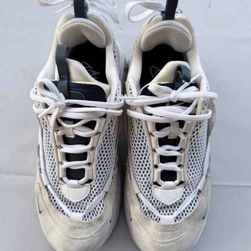 Nike Air Max Furyosa 42.5 like new, white and blue athletic shoe