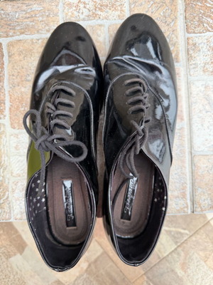Zara moccasins patent leather with laces refurbished, size 39, black